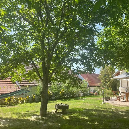 Holiday home Bakonyi Vadasz Haza *