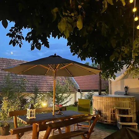 Holiday home Bakonyi Vadasz Haza